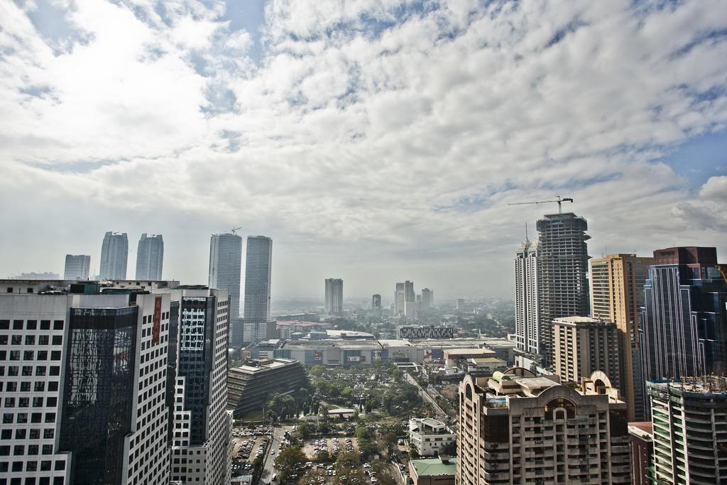Pasig City فندق ذا إكستشانج ريجنسي ريزدنس مانجيد باي هيل المظهر الخارجي الصورة
